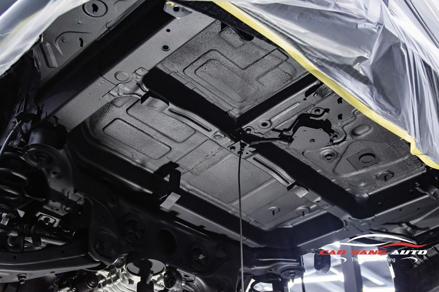 Sơn phủ gầm xe Santafe mang lại nhiều ưu điểm