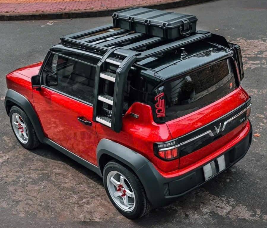 Thang lắp bên hông Vinfast VF3