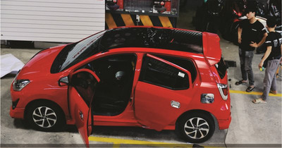 【TOP】Mẫu dán nóc đen xe Toyota Wigo mới nhất. Decal cao cấp bóng như sơn
