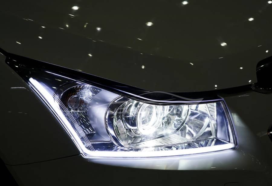 [Tư Vấn] Độ đèn led cho xe Chevrolet Cruze đẹp giá rẻ nhất