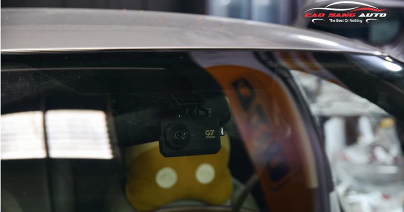 Vios trang bị camera hành trình ghi hình trước sau GNET G7 - Hỗ trợ lái xe an toàn